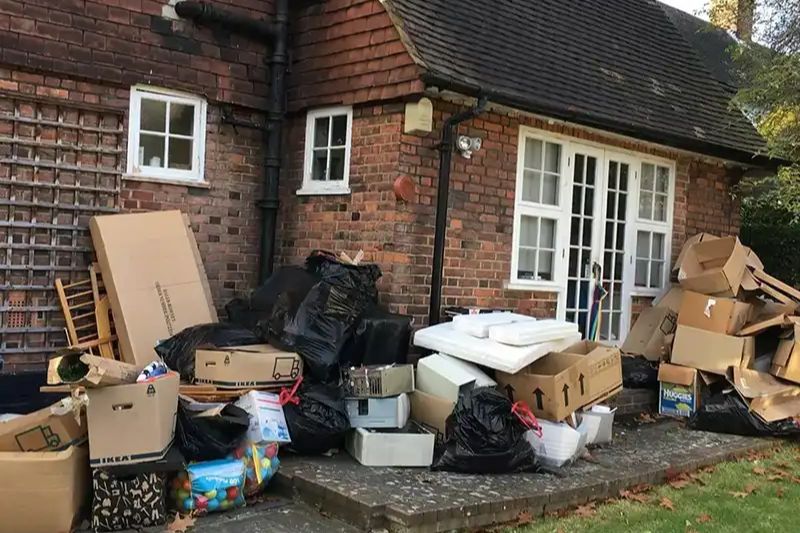 Loft Clearance Solutions for Effortless Decluttering in Southville